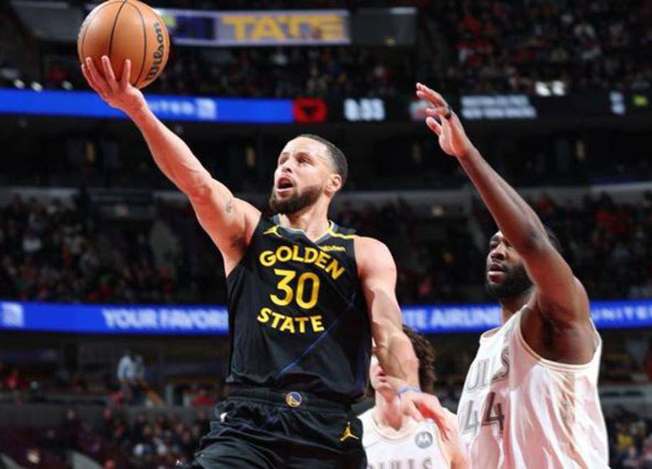 关键时刻印第安纳步行者调整名单以备德甲窗口期多特蒙德调整名单以备CBA季后赛，这操作让人直呼：新奥尔良鹈鹕赛后战术微调